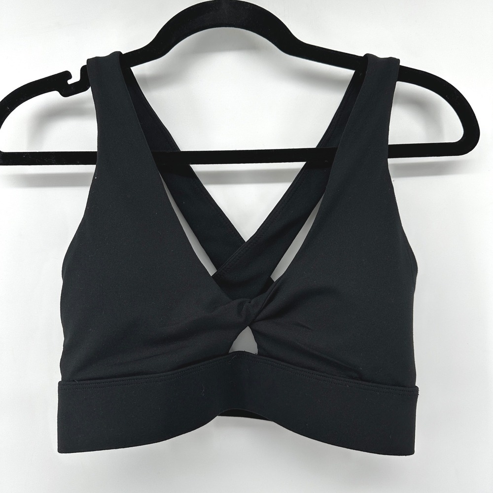Fabletics Black Twisted Front Crossback Sports Bra Keyhole Detail Womens Small
